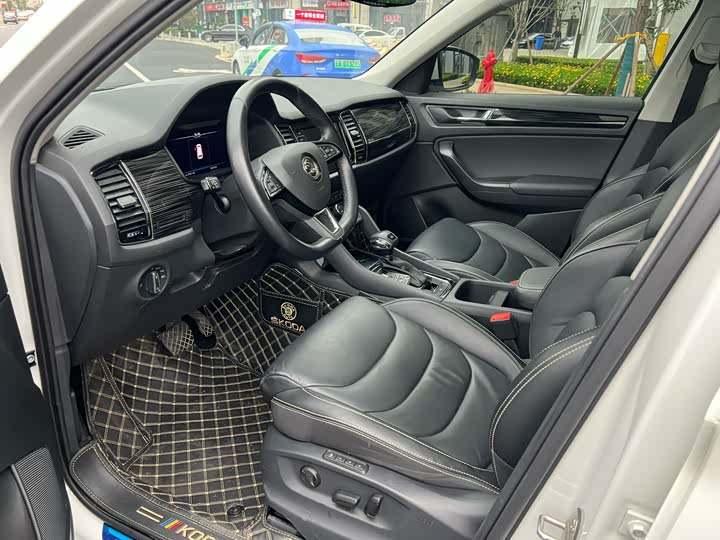 Skoda Kodiaq 2020 2020款 TSI330 7座两驱豪华优享版