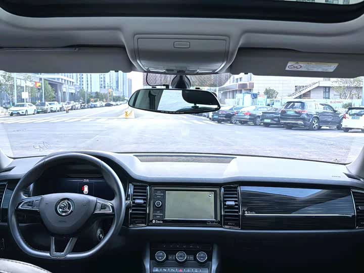 Skoda Kodiaq 2020 2020款 TSI330 7座两驱豪华优享版