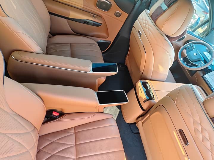 GAC Hyptec HL 2025 2025款 700 Ultra六座四驱激光雷达版