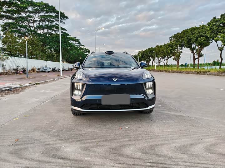 GAC Hyptec HL 2025 2025款 700 Ultra六座四驱激光雷达版