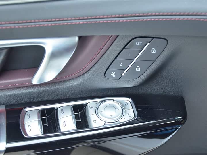 Buick GL8 Century 2025 2025款 2.0T 六座蕴世版