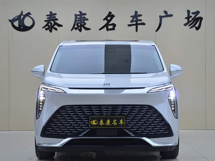 Buick GL8 Century 2025 2025款 2.0T 六座蕴世版