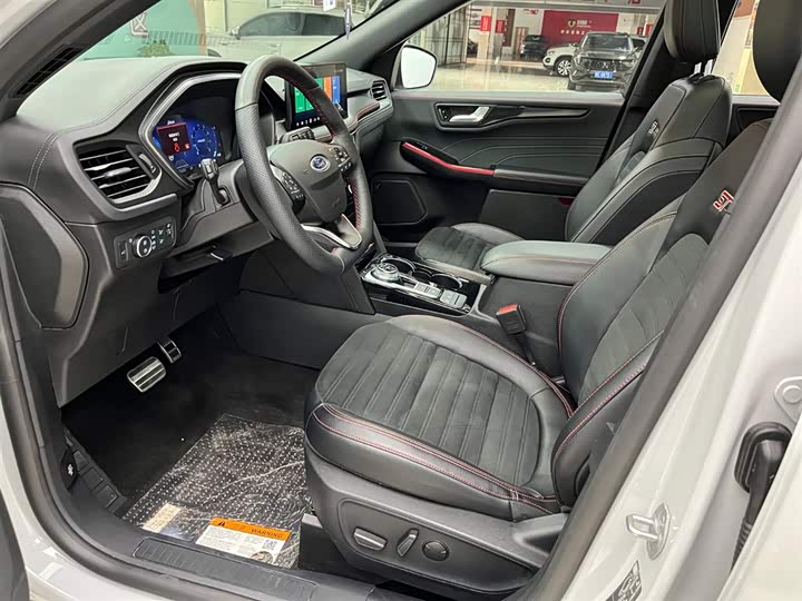 Ford Escape 2024 2024款 EcoBoost 245 四驱纵享款ST-Line Pro