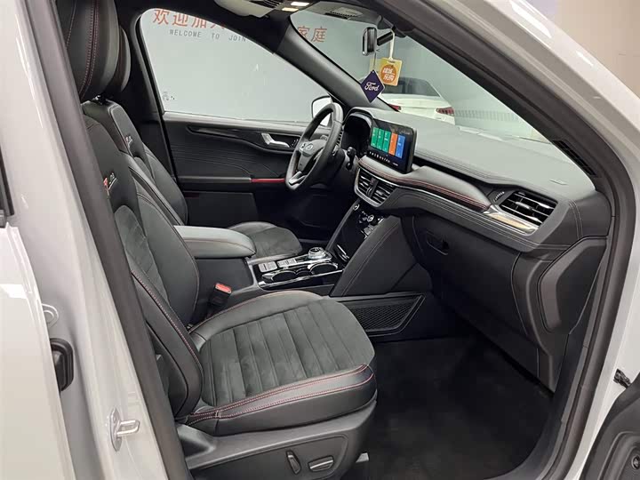 Ford Escape 2024 2024款 EcoBoost 245 四驱纵享款ST-Line Pro