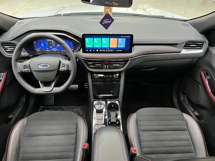 Ford Escape 2024 2024款 EcoBoost 245 四驱纵享款ST-Line Pro