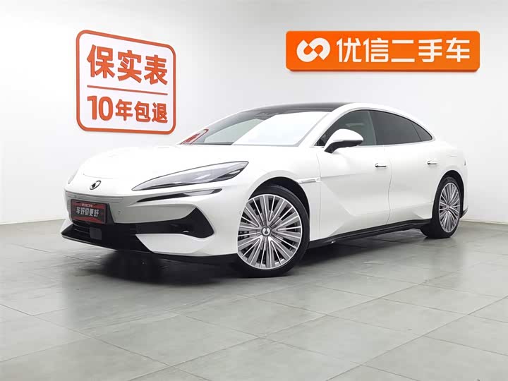 Denza Z9 2024 2024款 1100km 四驱Ultra版