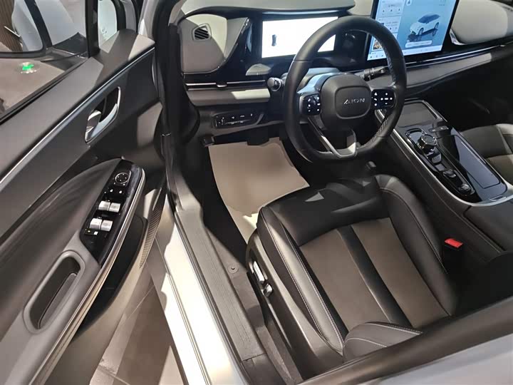 GAC Aion S Plus 2023 2023款 70 乐享版 三元锂