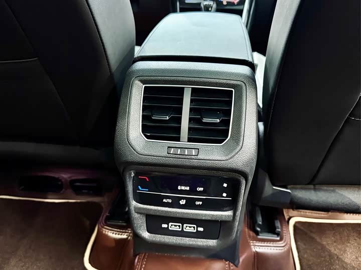 Volkswagen Tayron 2024 2024款 330TSI 两驱豪华Plus进阶版