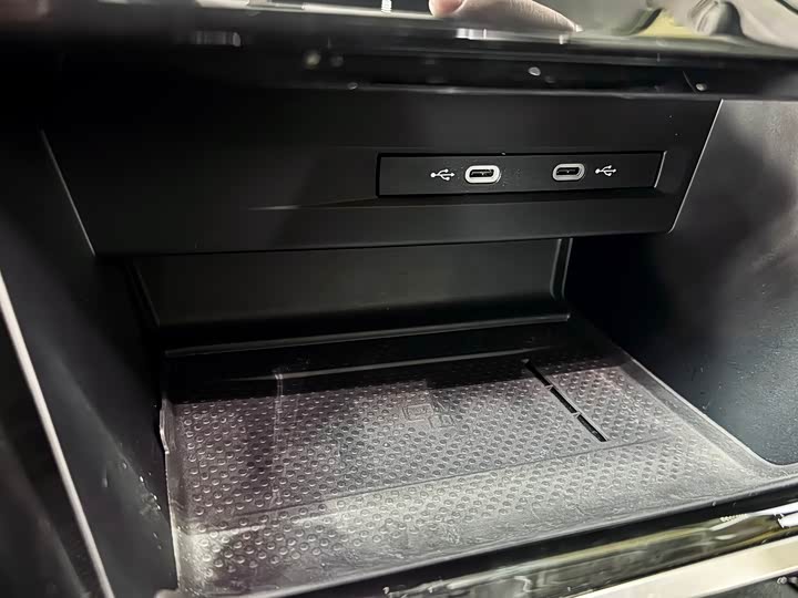 Volkswagen Tayron 2024 2024款 330TSI 两驱豪华Plus进阶版