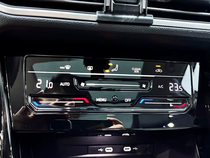 Volkswagen Tayron 2024 2024款 330TSI 两驱豪华Plus进阶版