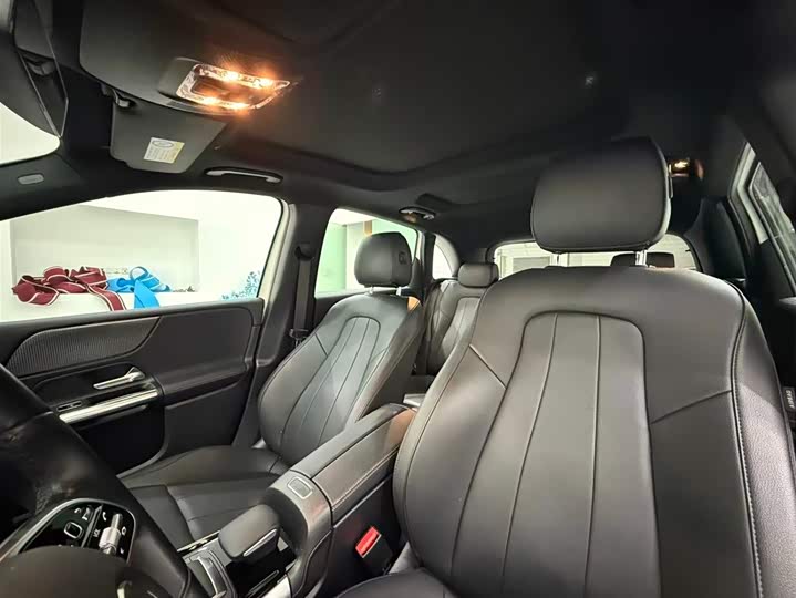 Mercedes-Benz B-Class 2022 2022款 改款 B 200 时尚型