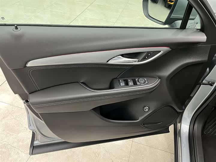 Buick Envision S 2025 2025款 25T 进享白金版