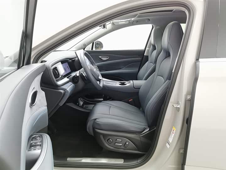 BYD Sea Lion 07 DM-i Hybrid 2025 2025款 150 领航+版