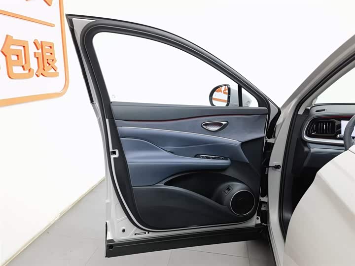 BYD Sea Lion 07 DM-i Hybrid 2025 2025款 150 领航+版