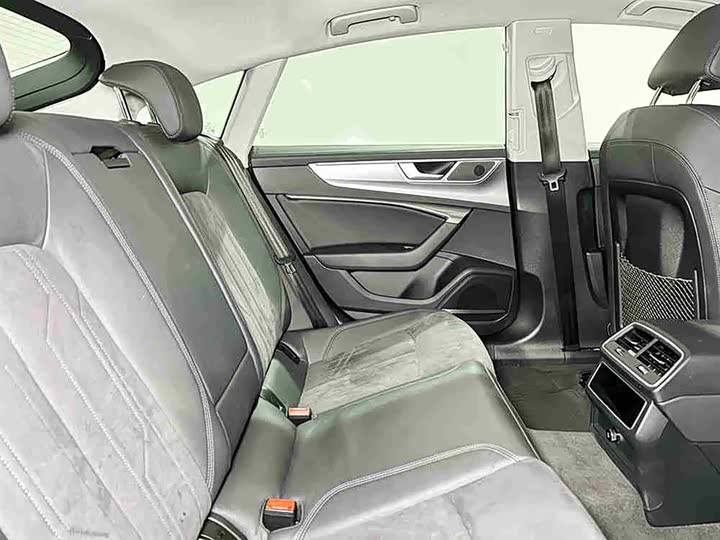 Audi A7 2024 2024款 45 TFSI 臻选型