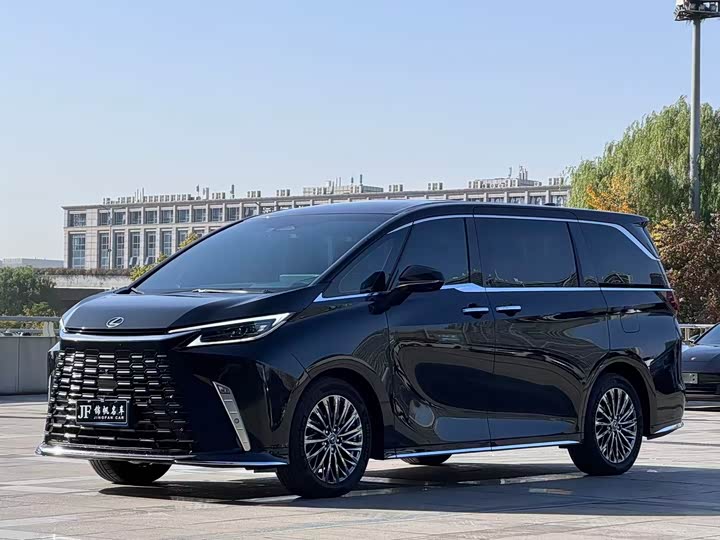 Lexus LM 2023 2023款 500h 六座尊崇版