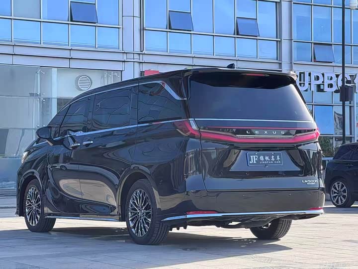 Lexus LM 2023 2023款 500h 六座尊崇版