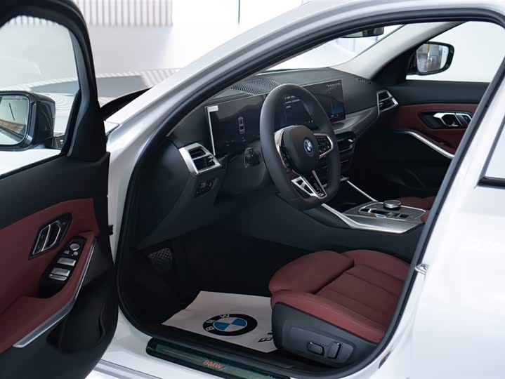 BMW i3 2025 2025款 eDrive 40 L 曜夜套装