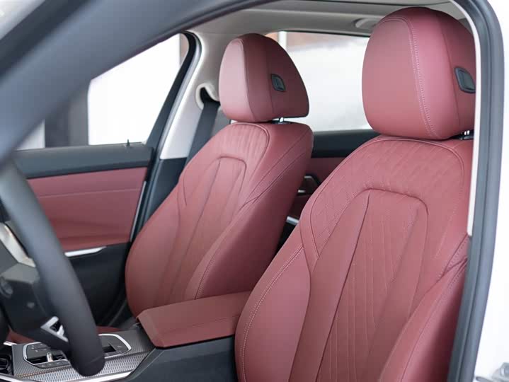 BMW i3 2025 2025款 eDrive 40 L 曜夜套装