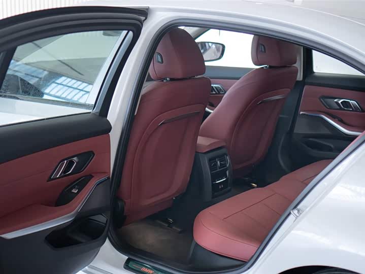 BMW i3 2025 2025款 eDrive 40 L 曜夜套装