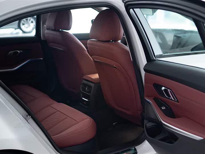 BMW i3 2025 2025款 eDrive 40 L 曜夜套装