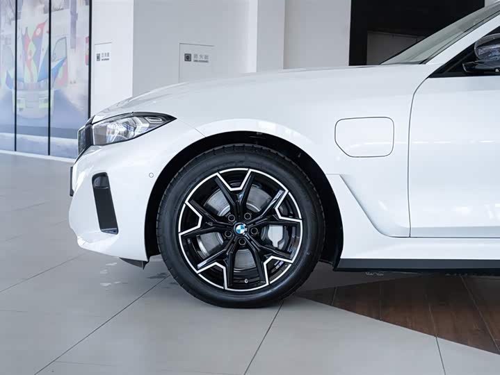 BMW i3 2025 2025款 eDrive 40 L 曜夜套装