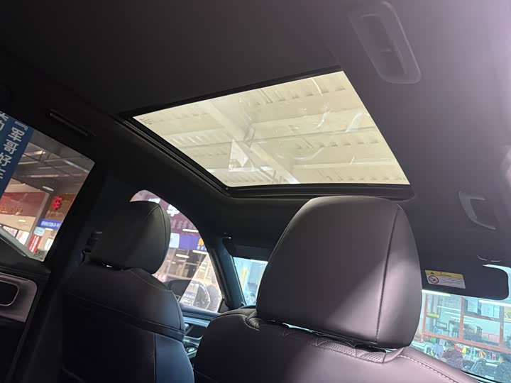 GAC Trumpchi GS8 2024 2024款 领航系列 2.0TGDI 两驱豪华智联版