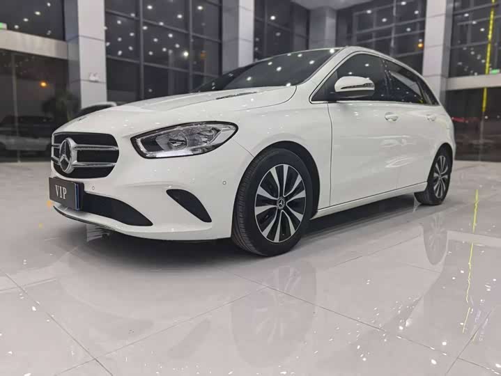 Mercedes-Benz B-Class 2021 2021款 B 180 时尚型