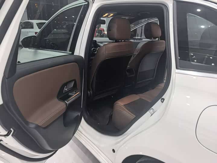 Mercedes-Benz B-Class 2021 2021款 B 180 时尚型