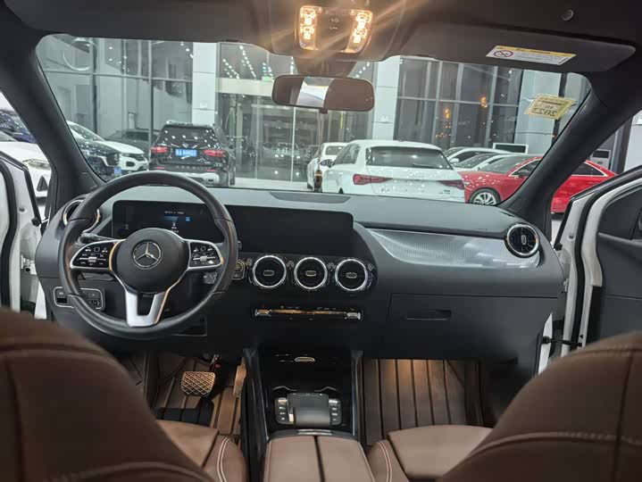 Mercedes-Benz B-Class 2021 2021款 B 180 时尚型