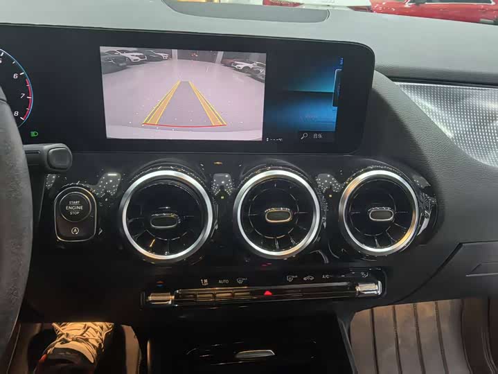 Mercedes-Benz B-Class 2021 2021款 B 180 时尚型