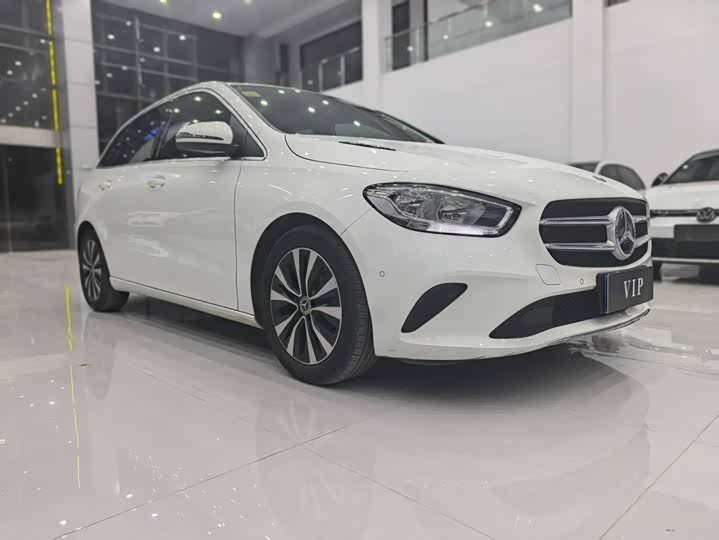 Mercedes-Benz B-Class 2021 2021款 B 180 时尚型