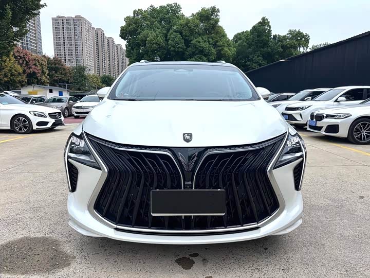 Dongfeng Forthing Yacht 2022 2022款 1.5T DCT逐浪版