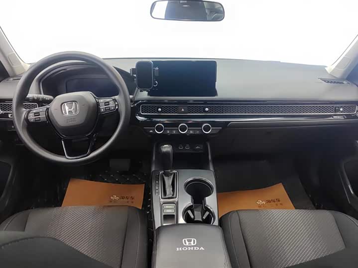 Honda Integra 2023 2023款 240TURBO CVT领先版