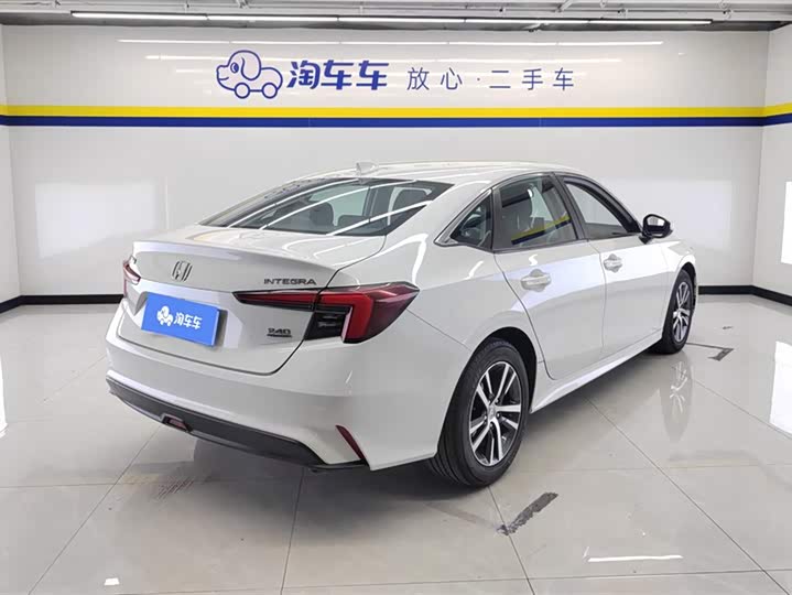 Honda Integra 2023 2023款 240TURBO CVT领先版