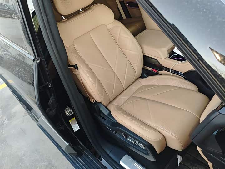 BYD FangChengBao Leopard 8 2025 2025款 智勇旗舰版 7座