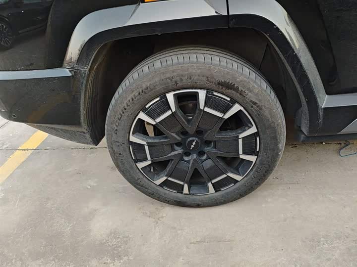 BYD FangChengBao Leopard 8 2025 2025款 智勇旗舰版 7座