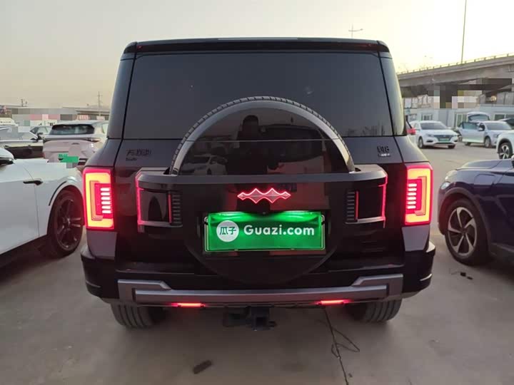 BYD FangChengBao Leopard 8 2025 2025款 智勇旗舰版 7座