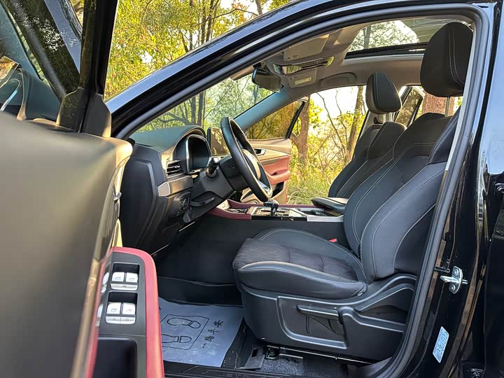 Jetour X70 2023 2023款 1.5T DCT超越PRO+版 7座