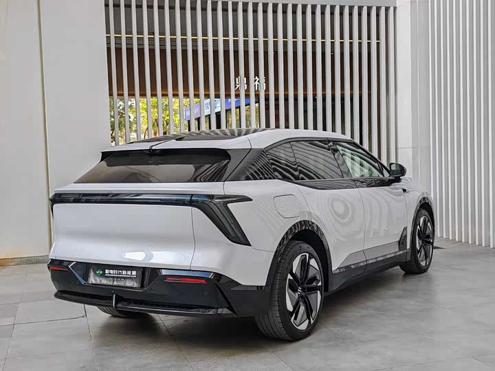 HiPhi Y 2023 2023款 560km 先锋版