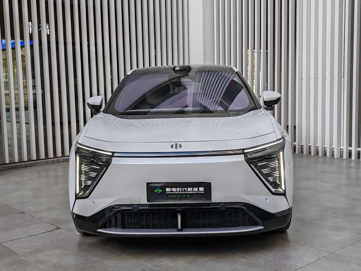 HiPhi Y 2023 2023款 560km 先锋版