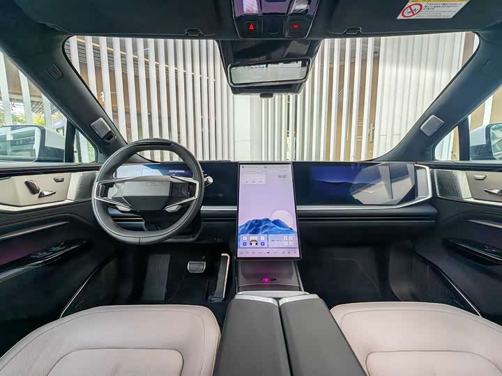 HiPhi Y 2023 2023款 560km 先锋版