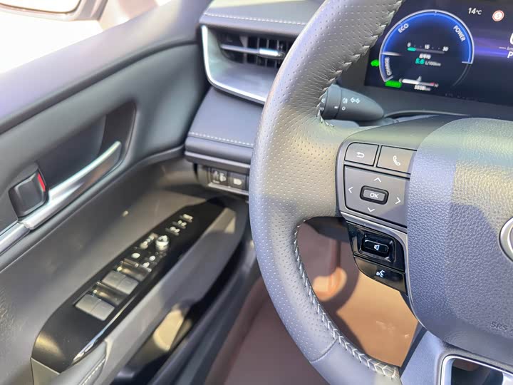 Toyota Camry 2025 2025款 双擎 2.5HG 尊贵智行版