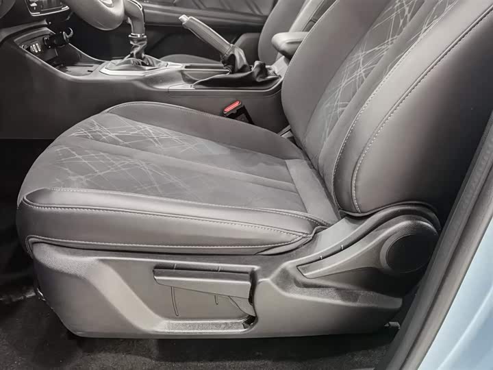 Great Wall King Kong Poer 2022 2022款 2.0T手动柴油两驱精英型长箱平箱GW4D20M