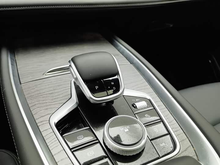 Chery Tiggo 8 Pro 2025 2025款 290T 两驱豪华版