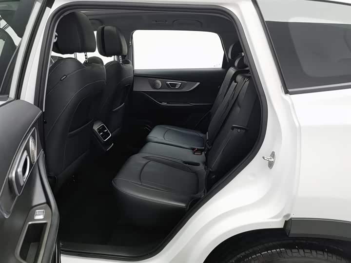 Chery Tiggo 8 Pro 2025 2025款 290T 两驱豪华版