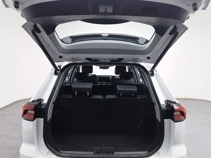 Chery Tiggo 8 Pro 2025 2025款 290T 两驱豪华版