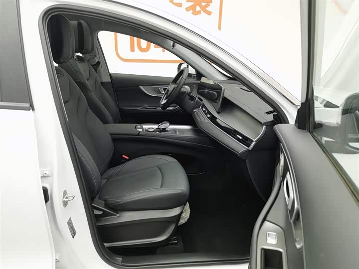 Chery Tiggo 8 Pro 2025 2025款 290T 两驱豪华版