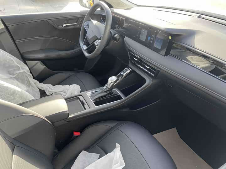 Roewe i5 2026 2026款 1.5L CVT豪华版