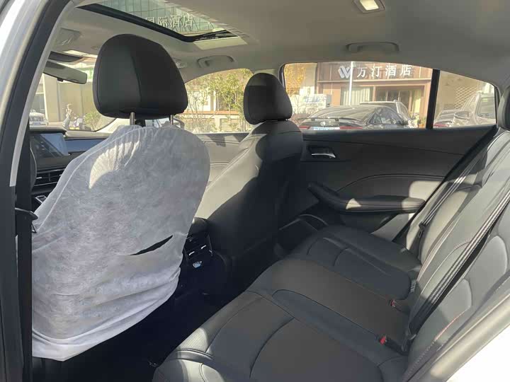 Roewe i5 2026 2026款 1.5L CVT豪华版